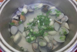蒜頭蛤蠣湯