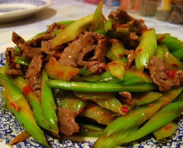 芹菜炒牛肉图片大全集 - 美食照片,家常菜谱真实高清