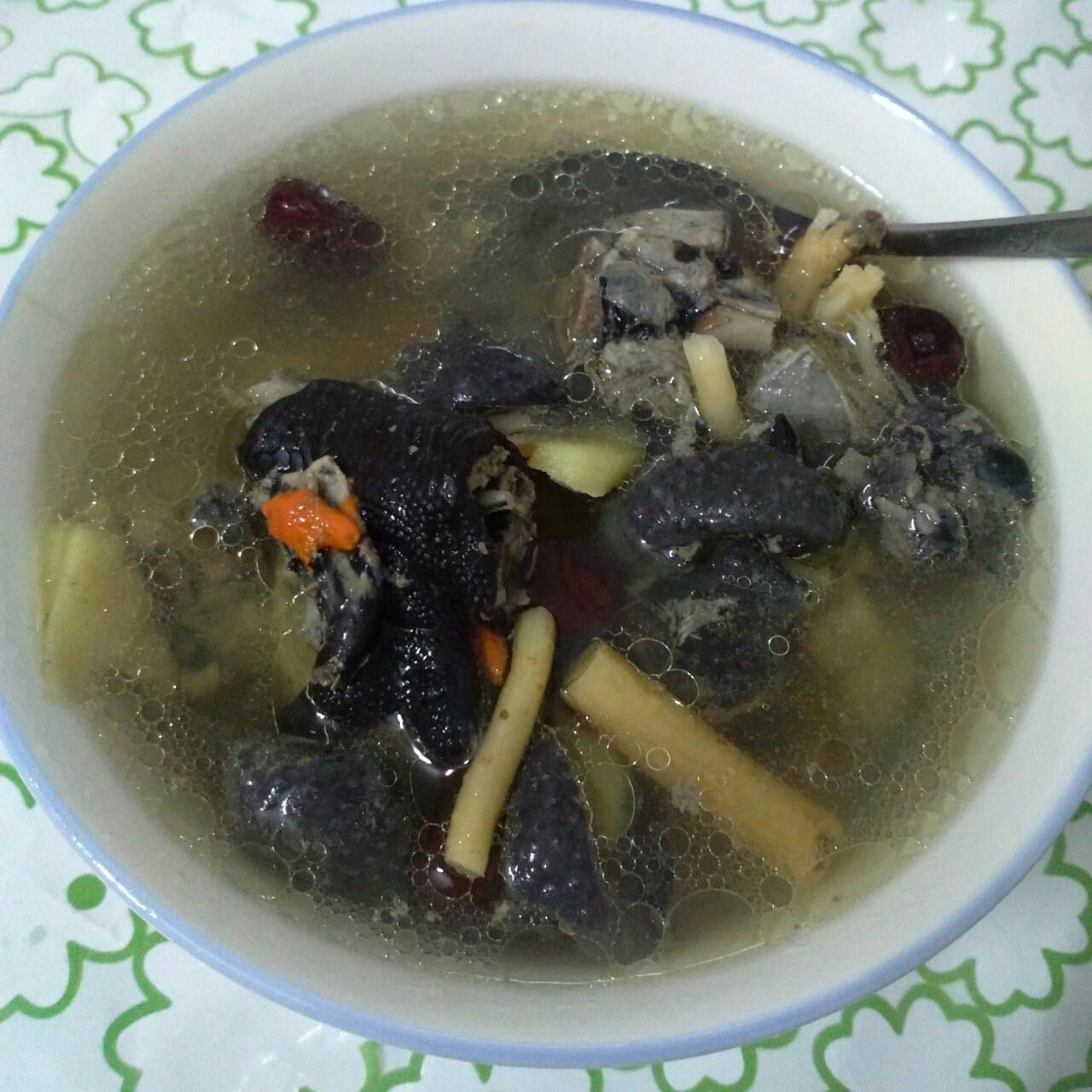 清燉烏雞湯