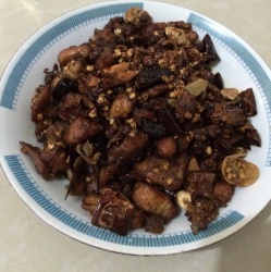 吃嘛嘛香之自貢冷吃兔