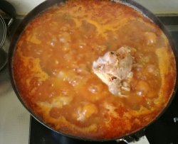 西紅柿酸湯火鍋