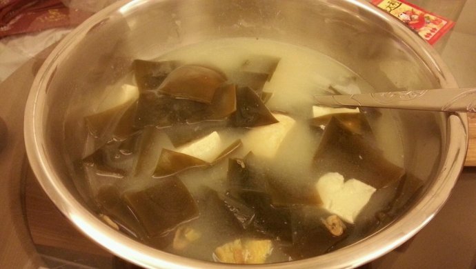 豆腐海帶湯