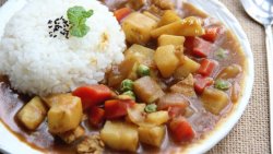 咖喱雞肉飯——利仁電火鍋試用菜譜