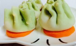 豆腐蛋黃翡翠包