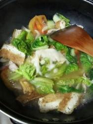 蔬菜豆腐汤