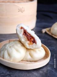 蜜汁叉烧包
