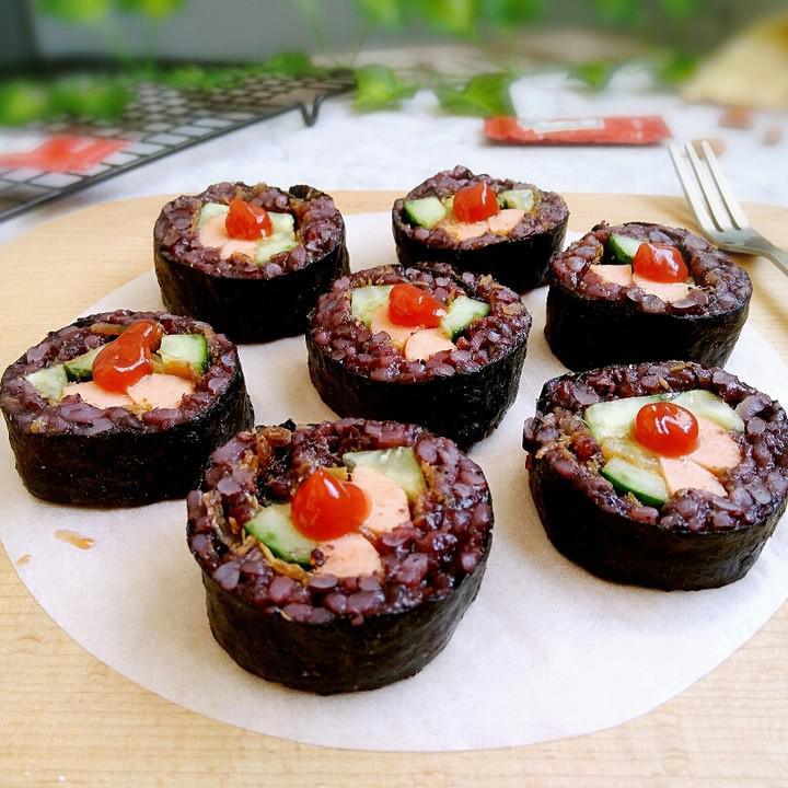 黑米寿司