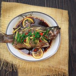 清蒸鲈鱼