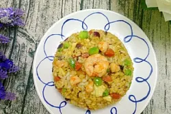 虾仁蛋炒饭