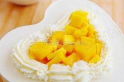 酸奶芒果慕斯蛋糕