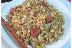 香肠蛋炒饭