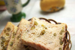 火龙果蜜豆吐司