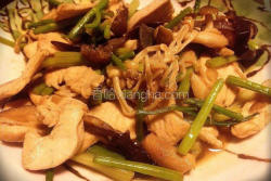 时菇炒鸡胸肉