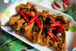 麻辣卤味鸭锁骨