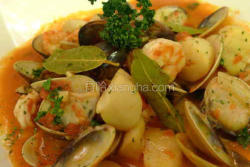 意式香料茄汁海鲜