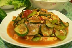 西红柿黄瓜炒鸡蛋