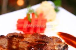 黑椒红酒汁煎牛扒