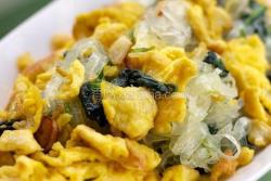 菠菜粉丝炒鸡蛋
