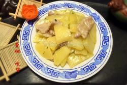 土豆炒猪肉