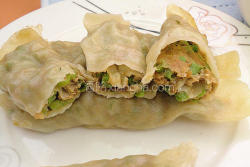 豆角猪肉锅贴饼