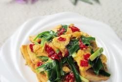 韭菜鸡蛋炒豆腐