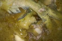 酸菜泡椒黄辣丁