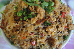 香辣肉末煮粉丝