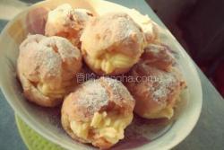 卡仕达酱填充泡芙