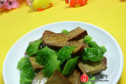 苦瓜炒素火腿