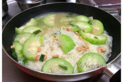 开阳丝瓜汤面线