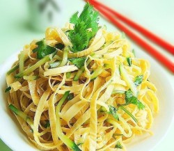 家常凉拌豆油皮