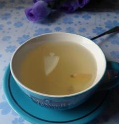 生姜葱须白萝卜汤