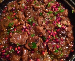 石榴栗子炖羊肉-摩洛哥传统塔吉锅菜谱