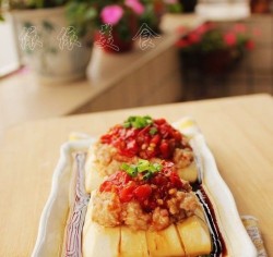 剁椒肉末蒸豆腐