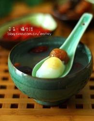 桂圆枸杞炖鸽蛋