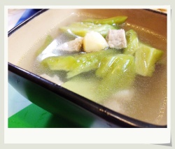 干贝瘦肉苦瓜汤