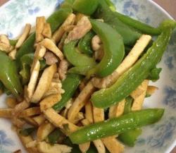 青椒肉丝炒豆腐干