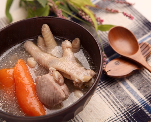 花生眉豆雞腳湯圖片大全