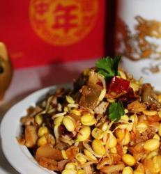 榨菜黄豆芽炒肉丁