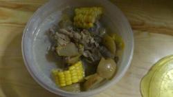 玉米香梨排骨汤