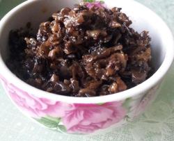 饭扫光の木耳酱