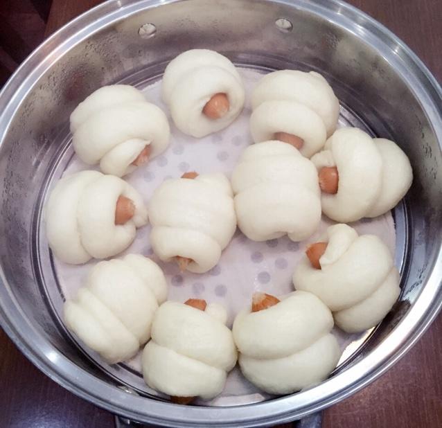 馒头热狗