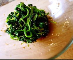 超低卡芝麻拌菠菜