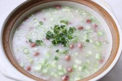 丝瓜花生瘦肉粥