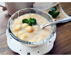 冰糖杏仁炖莲子