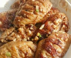 蒜香煎鸡翅