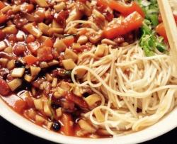 猪肉杏鲍菇干拌面