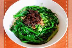 豌豆尖香菇酱拌面