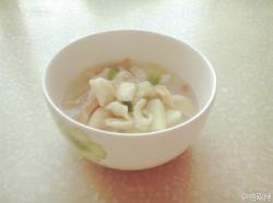 大蛤蜊和小耳朵