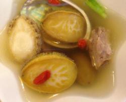 青橄榄排骨鲍鱼汤